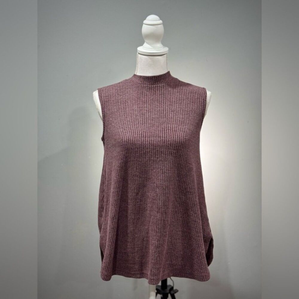 CLEAROUT! Wild Blue x Sadie Robertson Mock Neck Top Size M EUC
